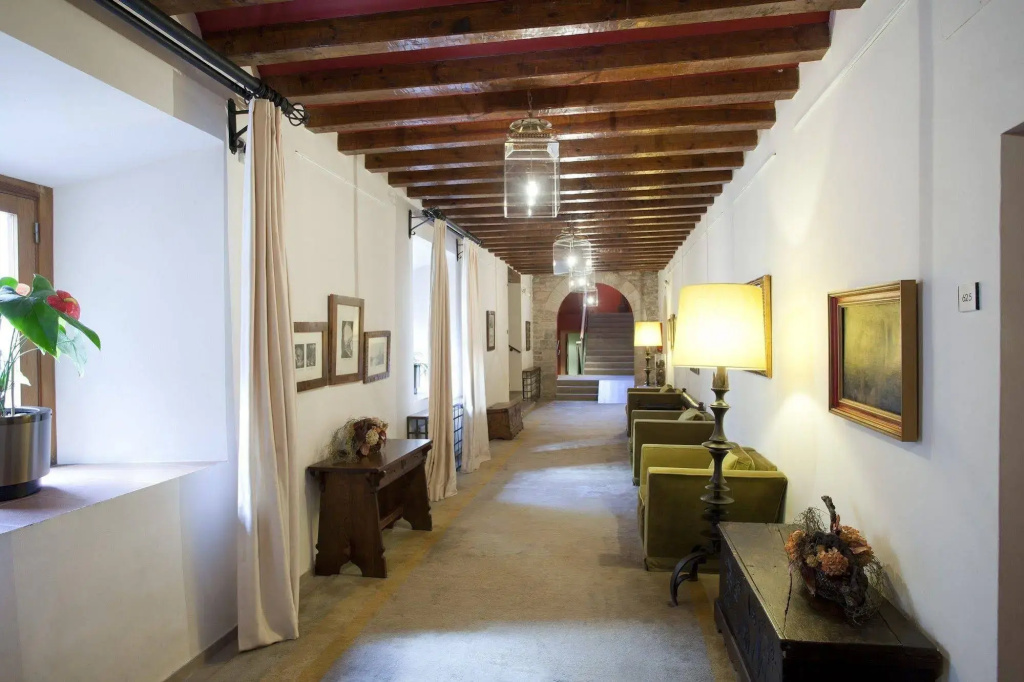 Parador de Cardona - Général