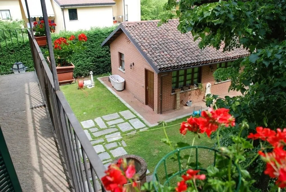 Standard Family room with garden view