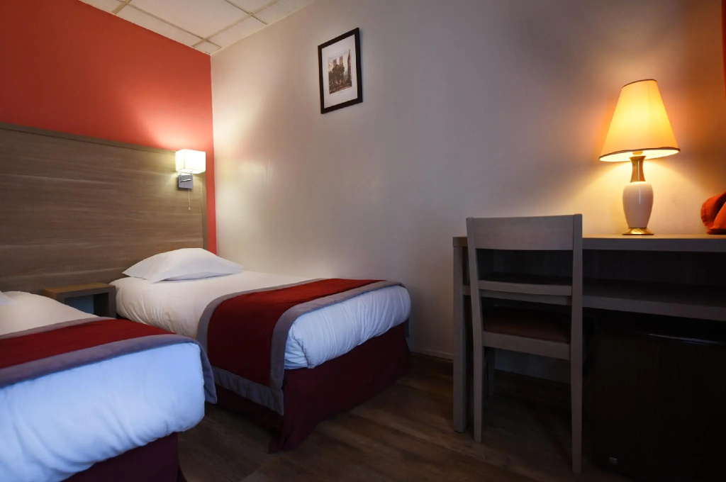 Standard Double room (full double bed)