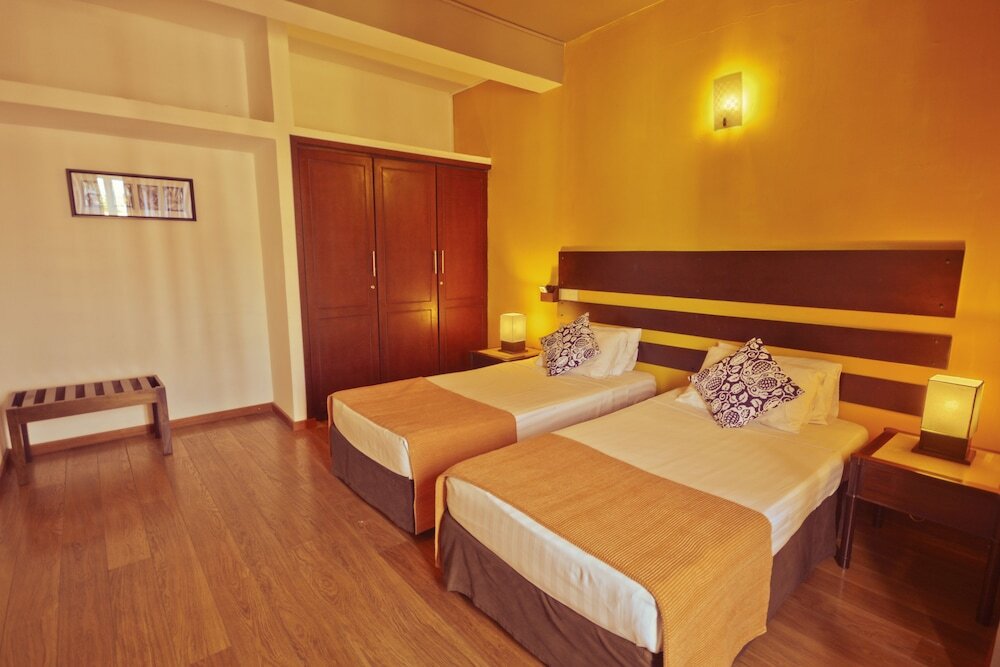 Monsoon Suites