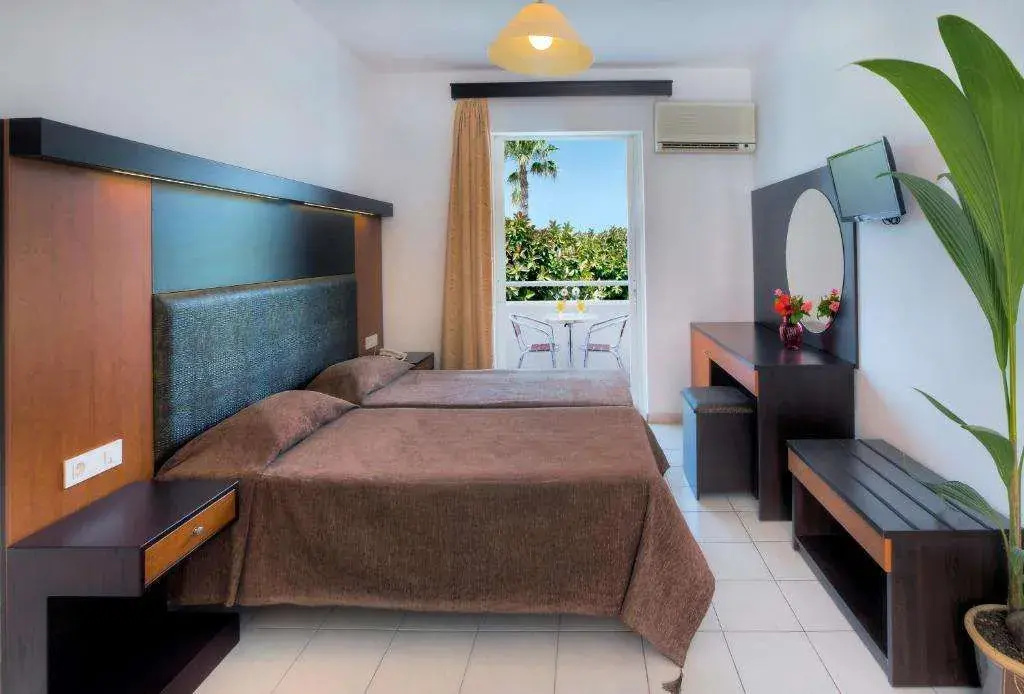 Hotel photo 2