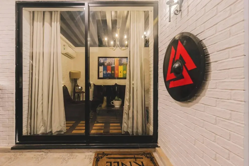 The Iron Throne A Bespoke Got' Theme Penthouse