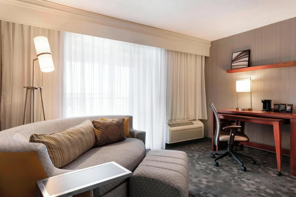 Courtyard Bloomington Normal - Chambres