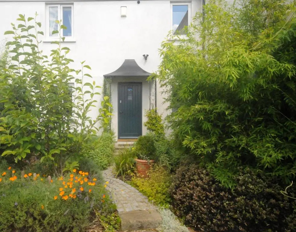 Mulberry cottage