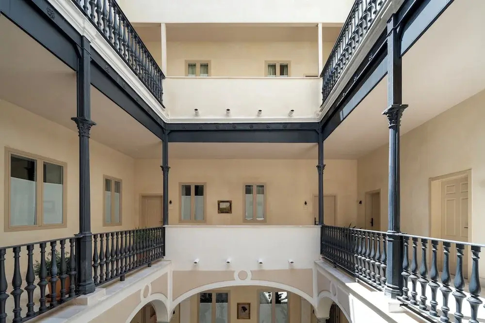 Raíces Alameda Casa Palacio