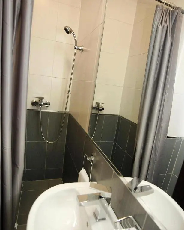 Golden Inn Hotel - Chambres