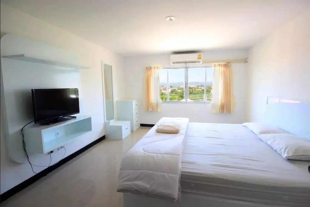 Superior Double room (full double bed)