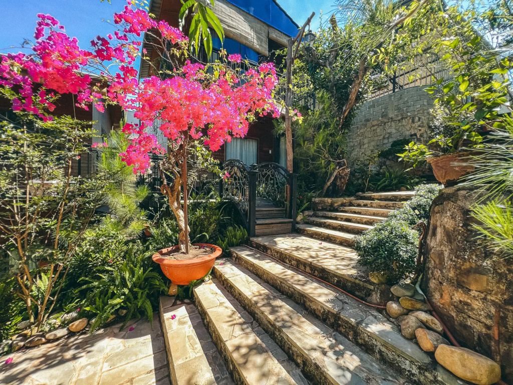 BAZAN HOME - Hotel & Bungalow