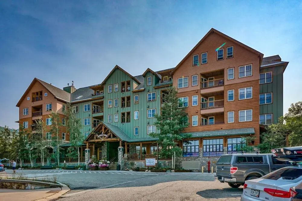 Buffalo Lodge 3 Bed 3 Bath