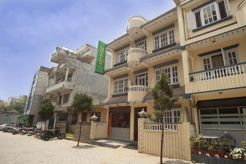 Oyo 372 Hotel Happy Inn