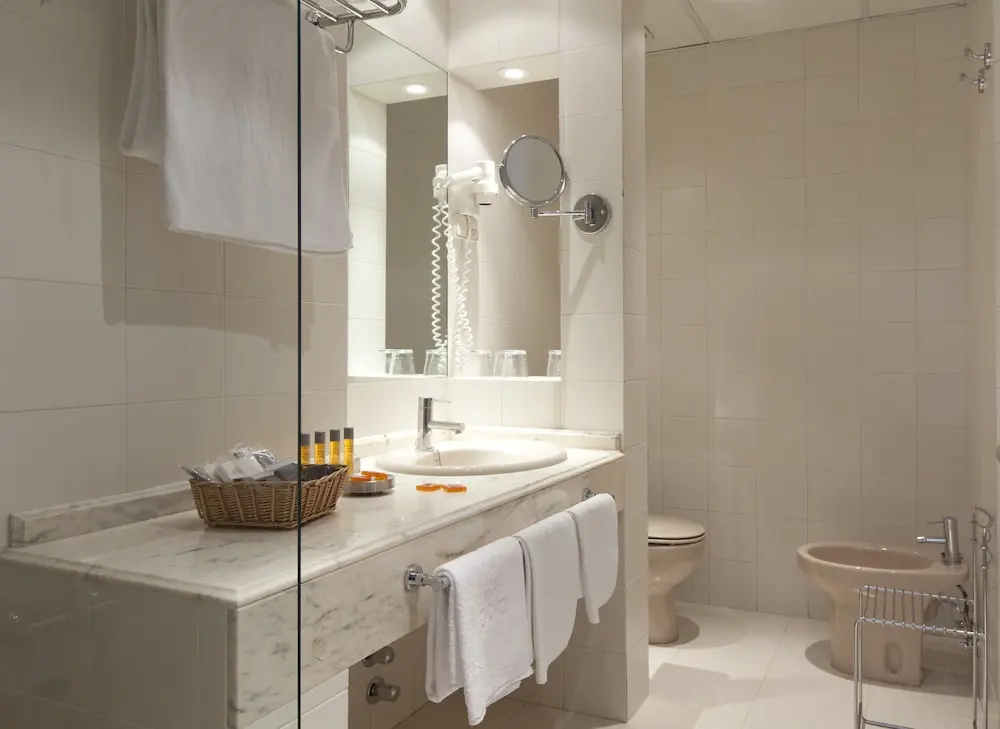 Hotel Moderno Puerta del Sol - Chambres
