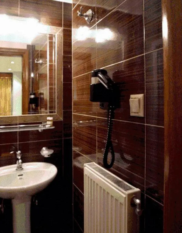 Superior Double room (full double bed)