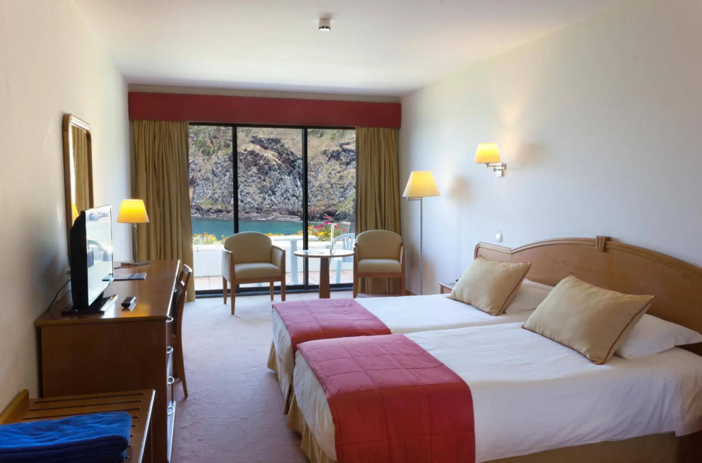 Caloura Hotel Resort - Général