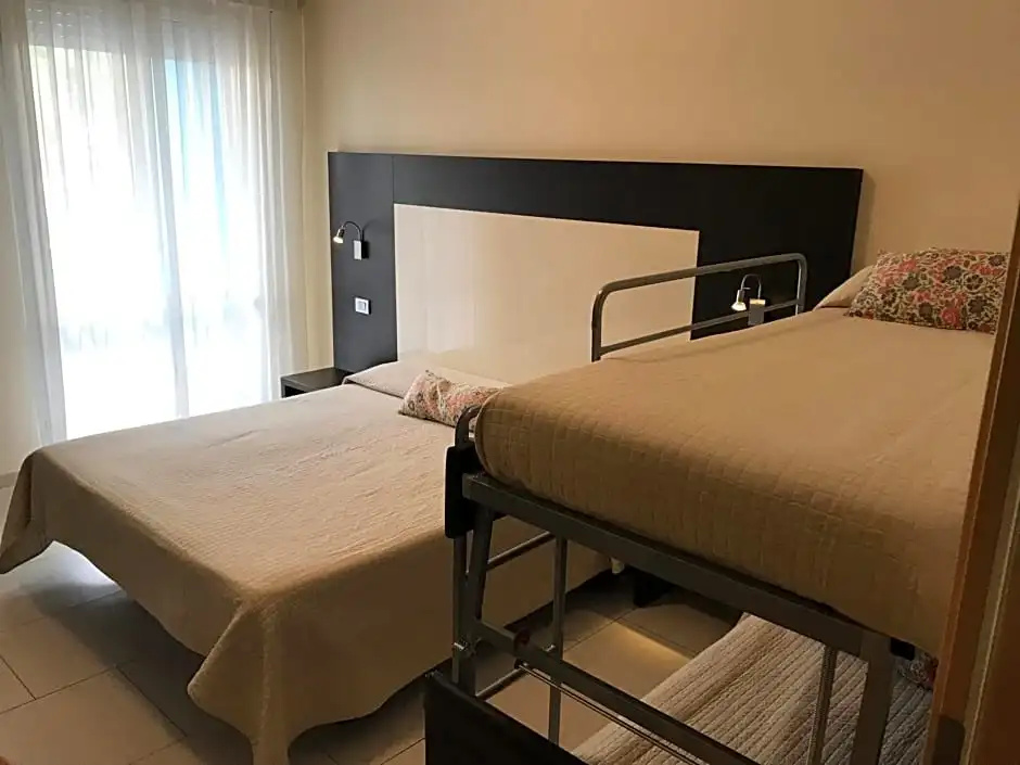 Economy room