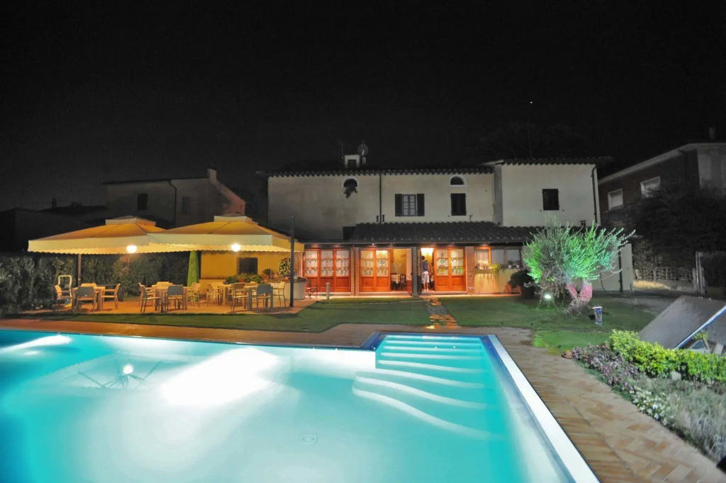 Hotel photo 8