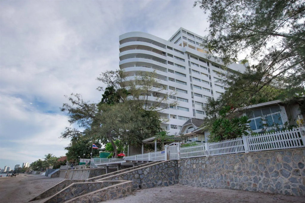 The Royal Princess Condominium. - Général