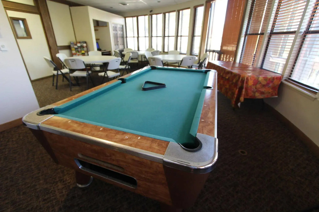 Crown Point Resort - Général