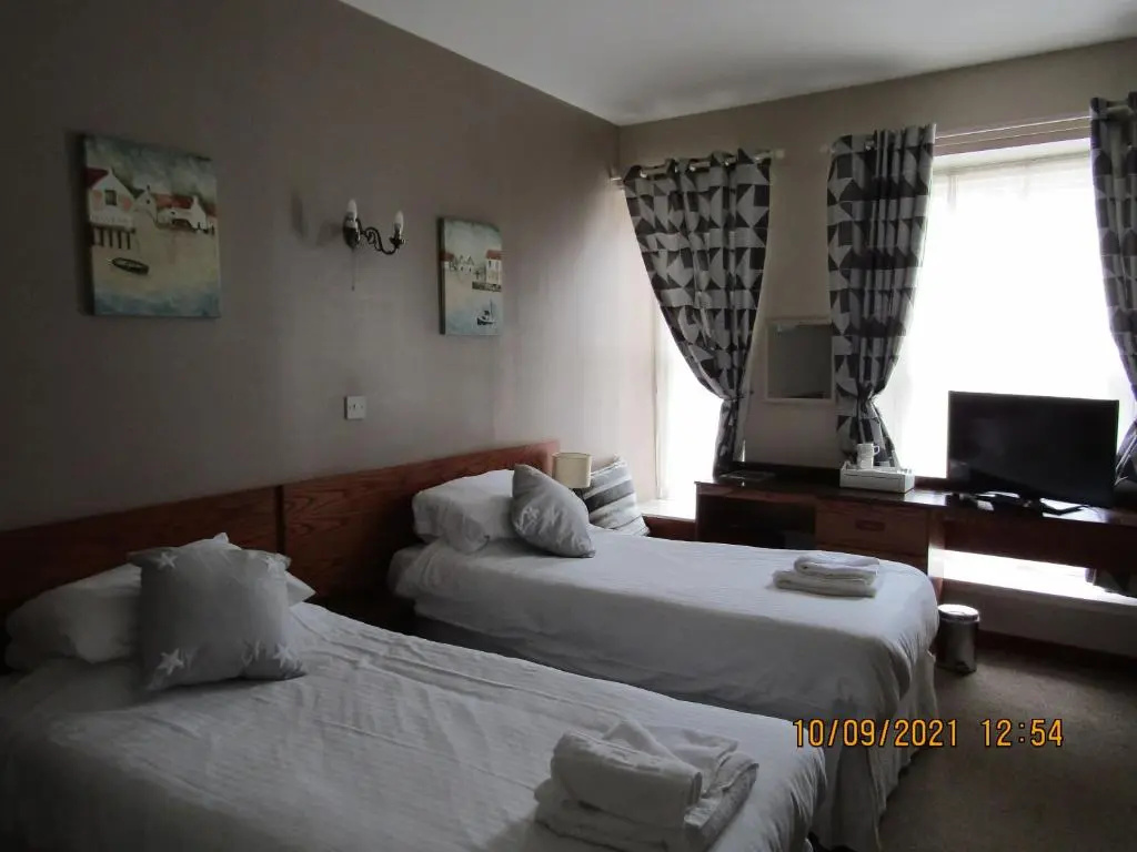 Standard Double room (twin beds)
