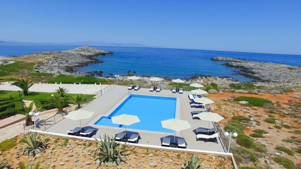 Beach & Waterfront