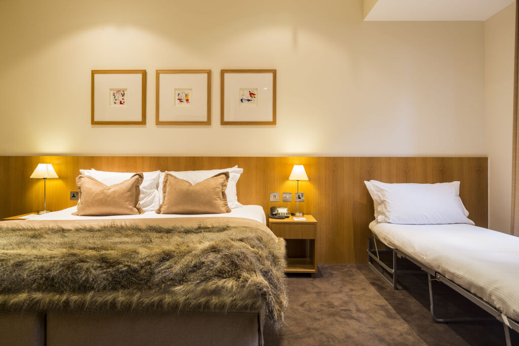 The Resident Kensington - 9