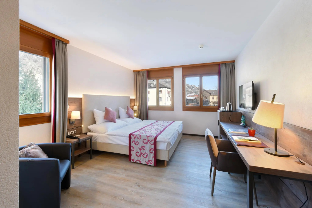 Superior room