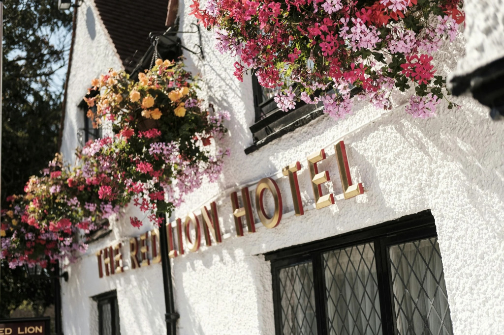 Red Lion Hotel, Hillingdon