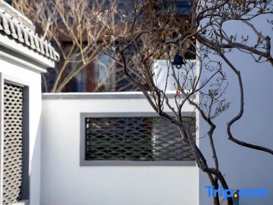 Millennium City Park West Garden No. 3 Homestay (Wansui Mountain Wuxia City)