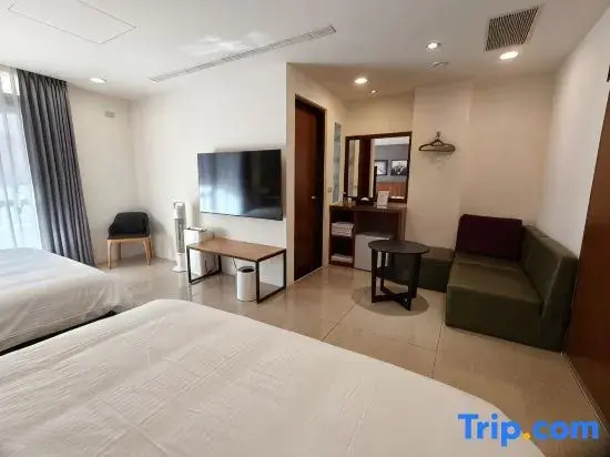 Standard Quadruple room with balcony