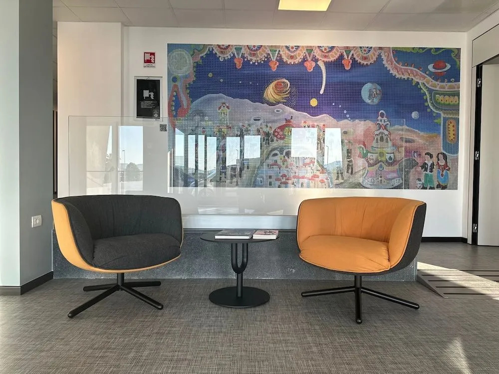 Lobby & Reception