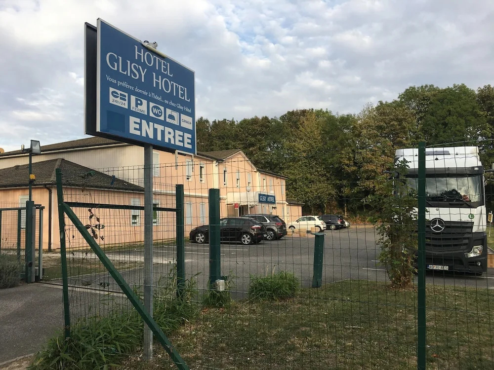 Glisy Hotel