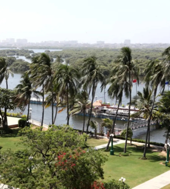 Beach & Waterfront