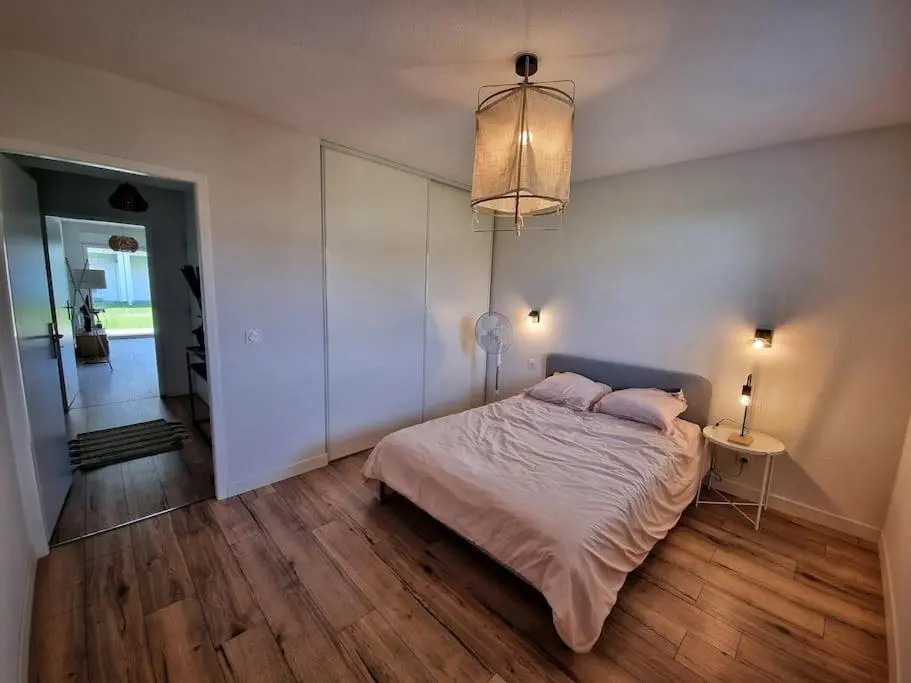 Voir la photo 2 — Appartement in Mimizan's center with pool & BBQ