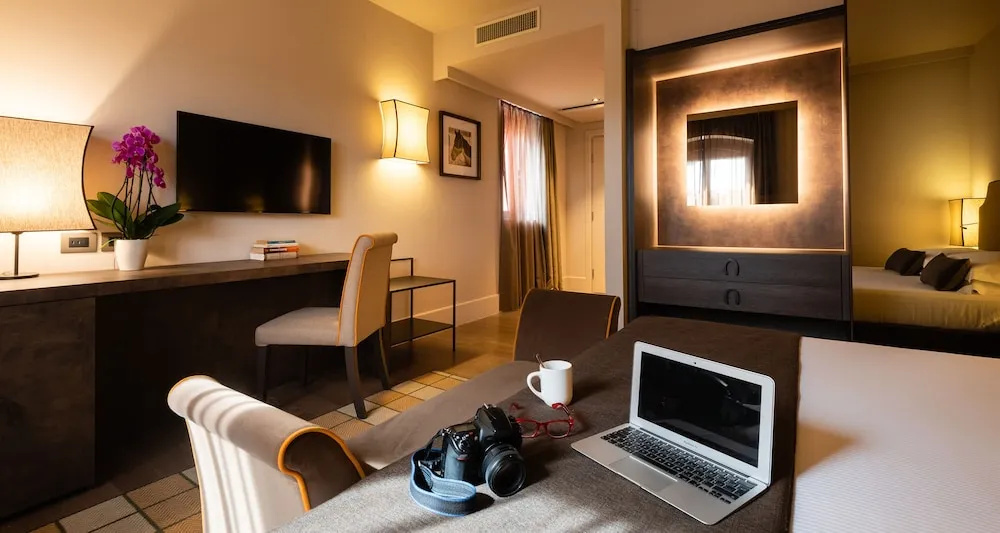 Hotel photo 5