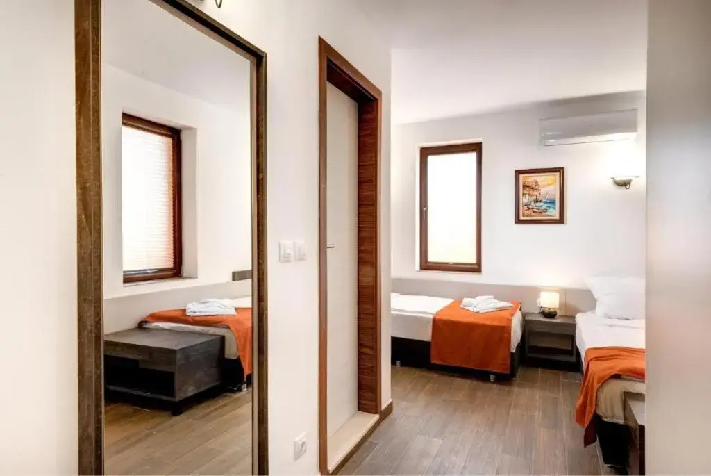 Standard Double room (twin beds)