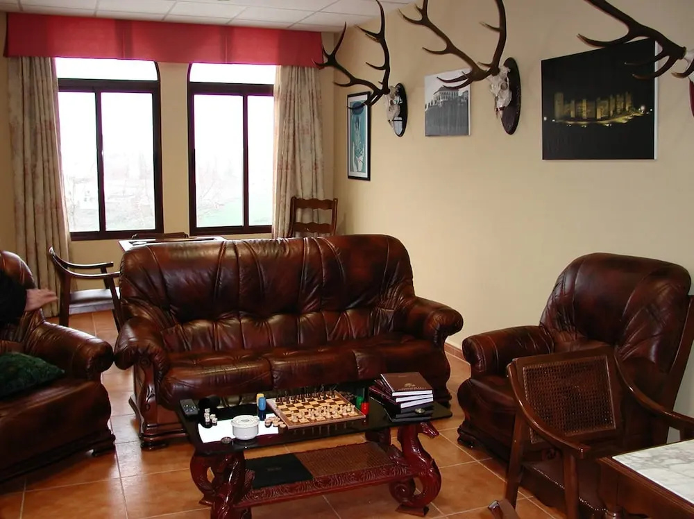 Lobby & Reception