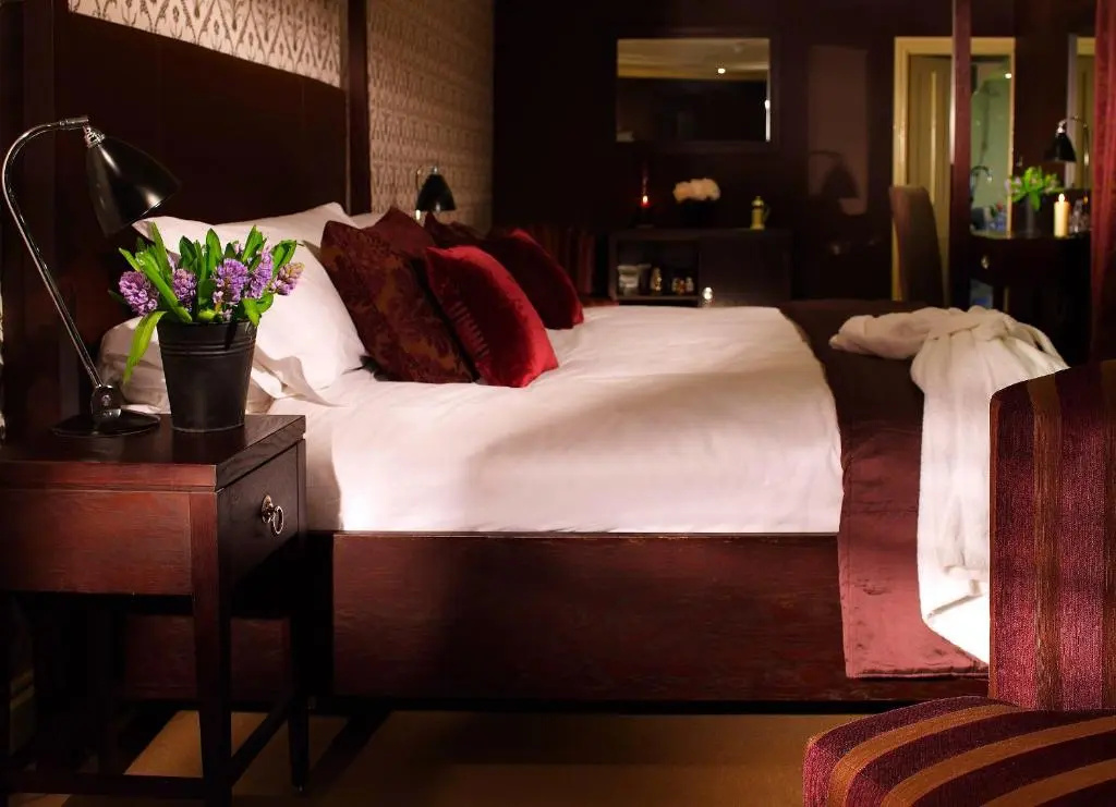 Double Cottage (full double bed)