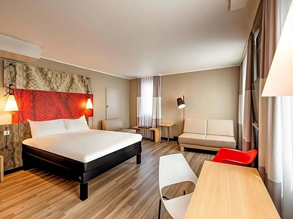 Superior Double room (full double bed)
