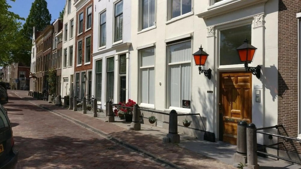 8. B&B Hart Van Leiden