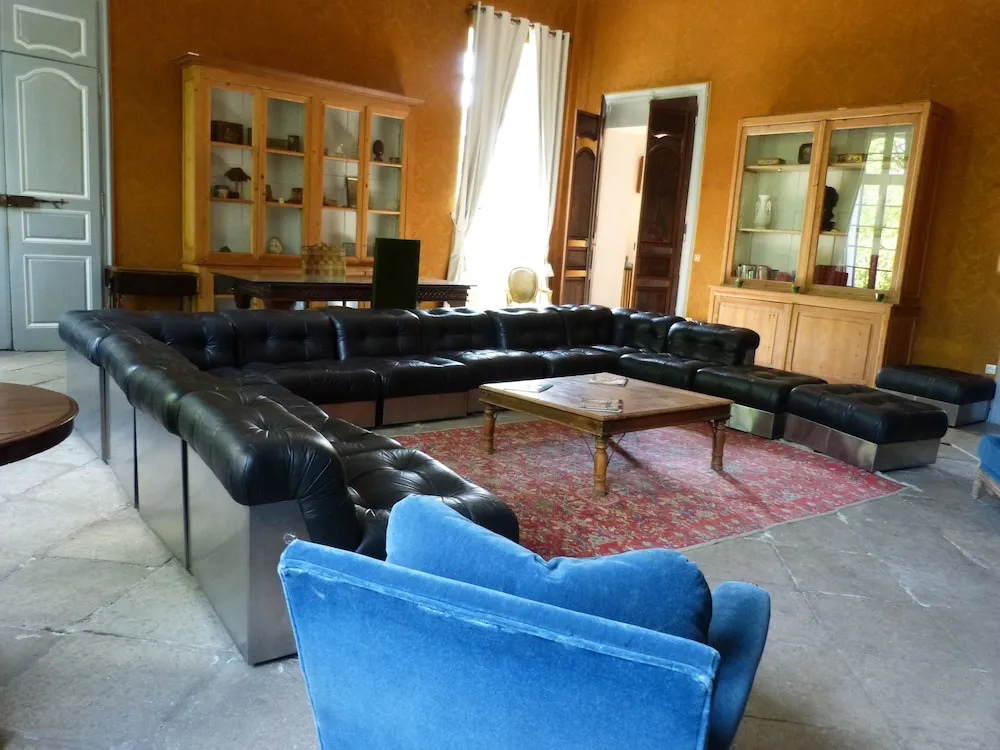 Voir la photo 2 — Château d'Arpaillargues