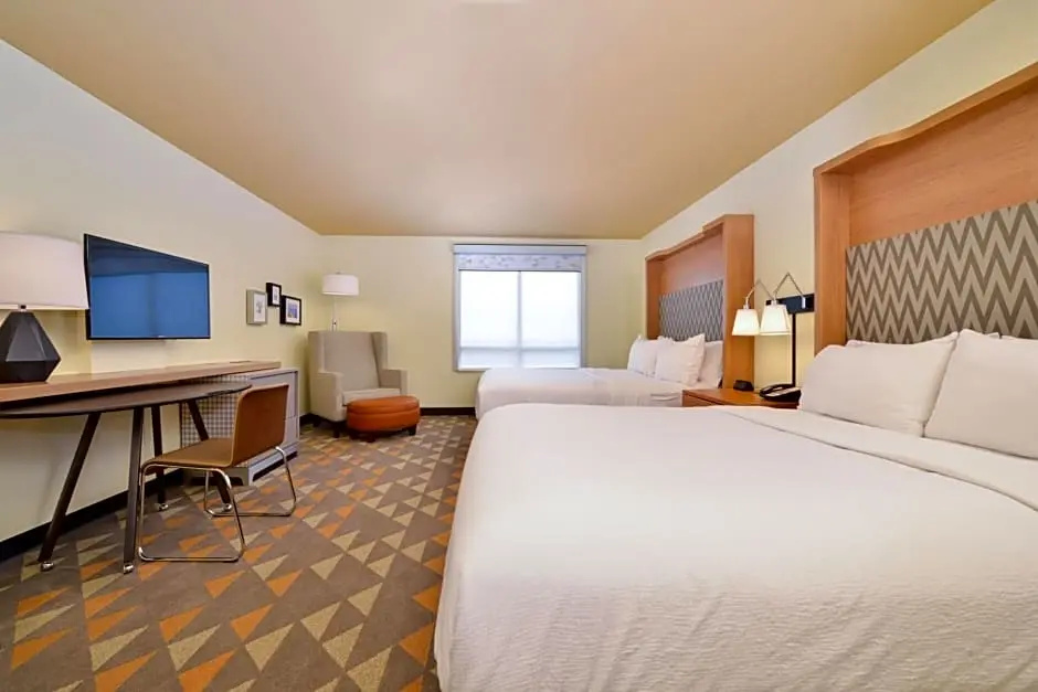Holiday Inn Kansas City Airport by IHG - Chambres