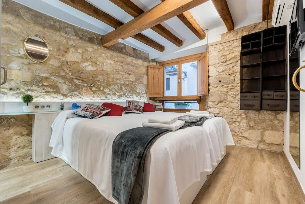 Standard Double room with city view (twin beds)