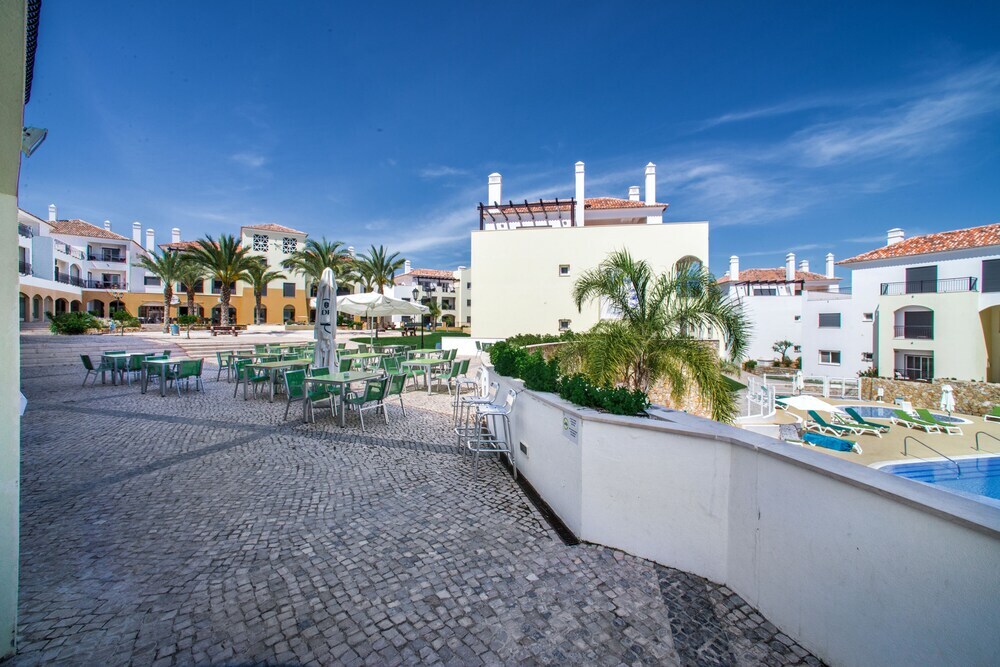 gallery_image_hidden_33