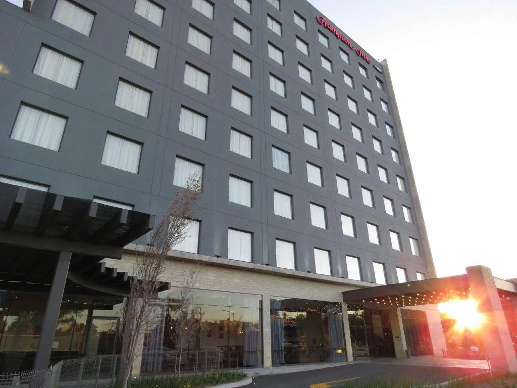 Hotel photo 1