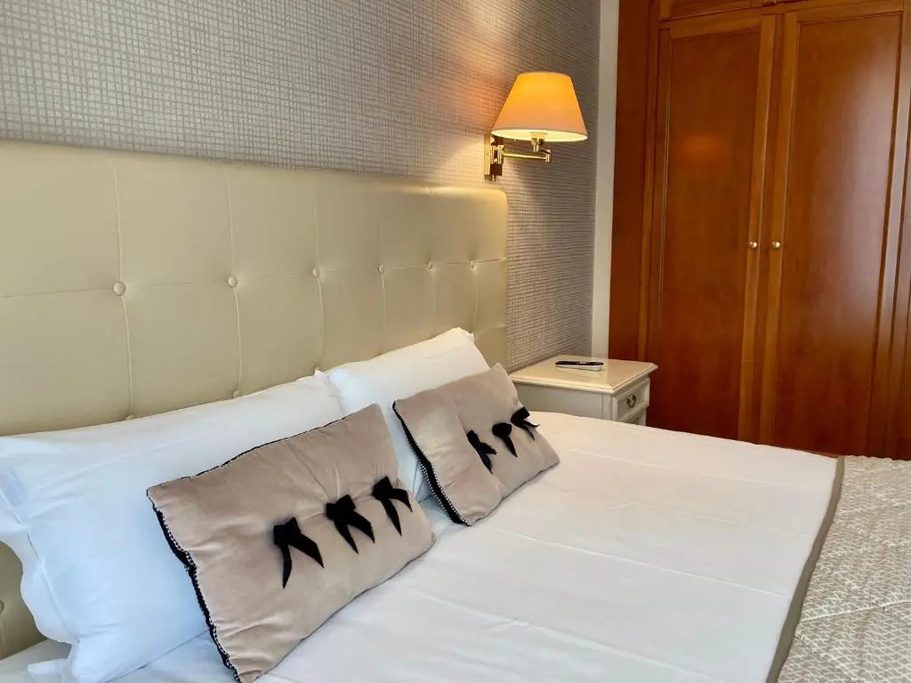 Standard Double room with garden view (full double bed)