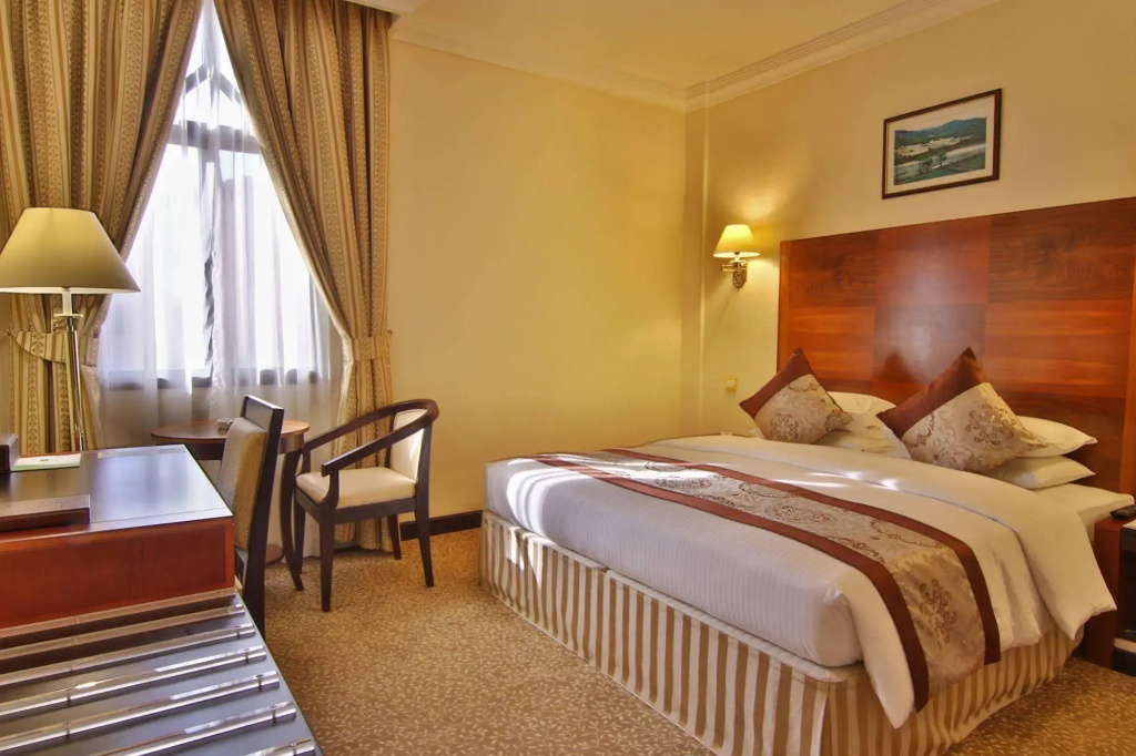 Majan Continental Hotel - Général