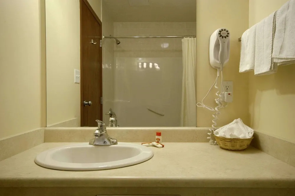 Super 8 Fort Saskatchewan - фото 10