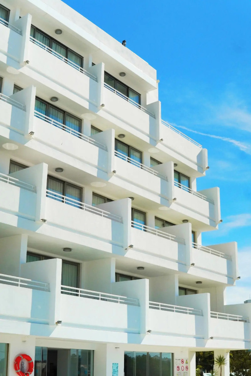 Marina Playa Hotel Apartments by Typic Hotels – Adults Only — фото