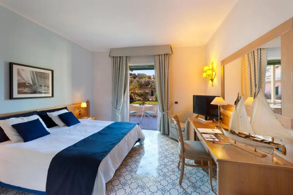 Grand Hotel Vesuvio - Chambres
