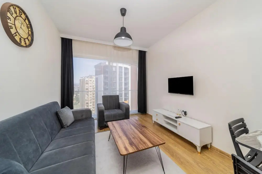 Superb Flat With Shared Pool in Kepez