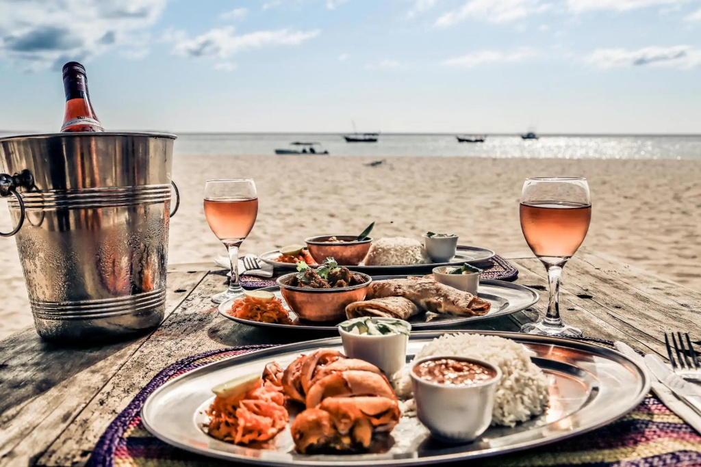 Kendwa Rocks Beach Hotel - фото 12